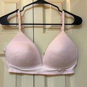 NWOT Kensie Wireless T-Shirt bra